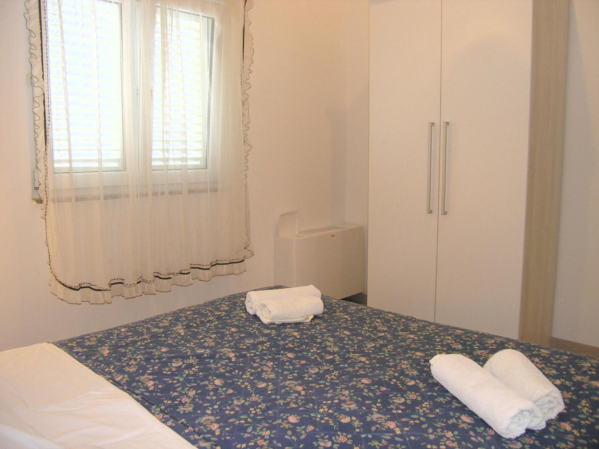 Apartments Sokolovic Đảo Krk Ngoại thất bức ảnh