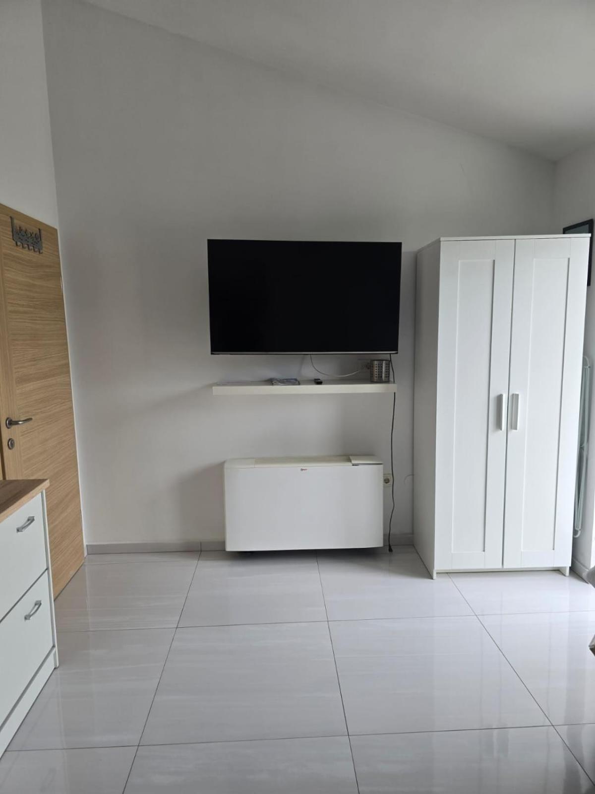 Apartments Sokolovic Đảo Krk Ngoại thất bức ảnh