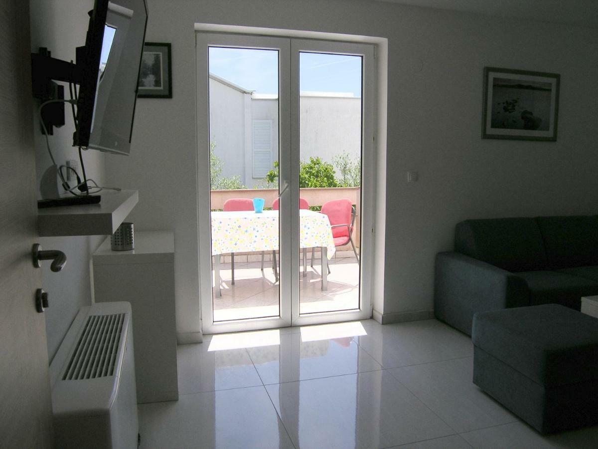 Apartments Sokolovic Đảo Krk Ngoại thất bức ảnh