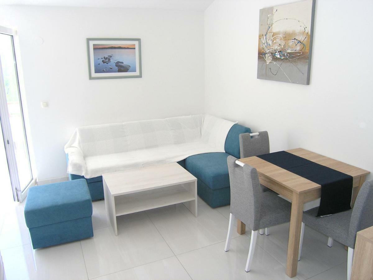 Apartments Sokolovic Đảo Krk Ngoại thất bức ảnh