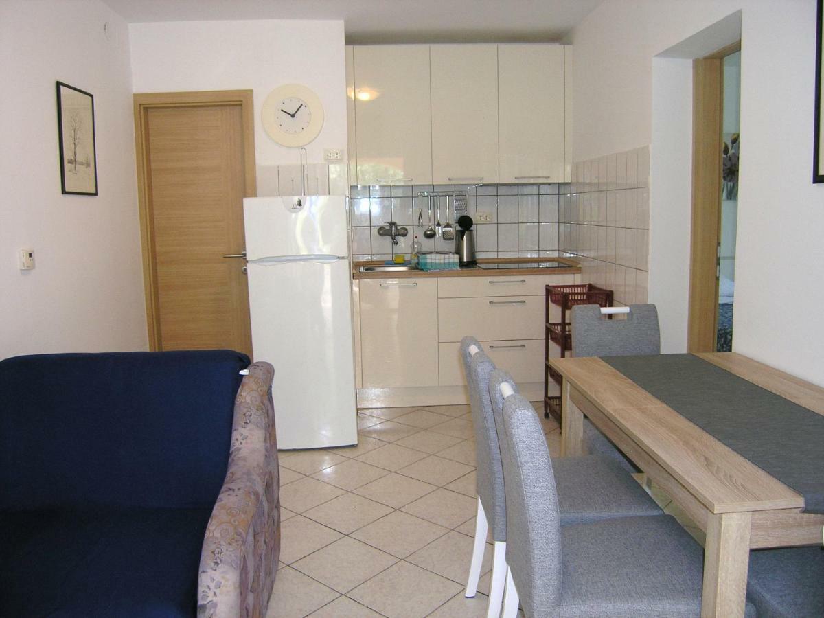 Apartments Sokolovic Đảo Krk Ngoại thất bức ảnh