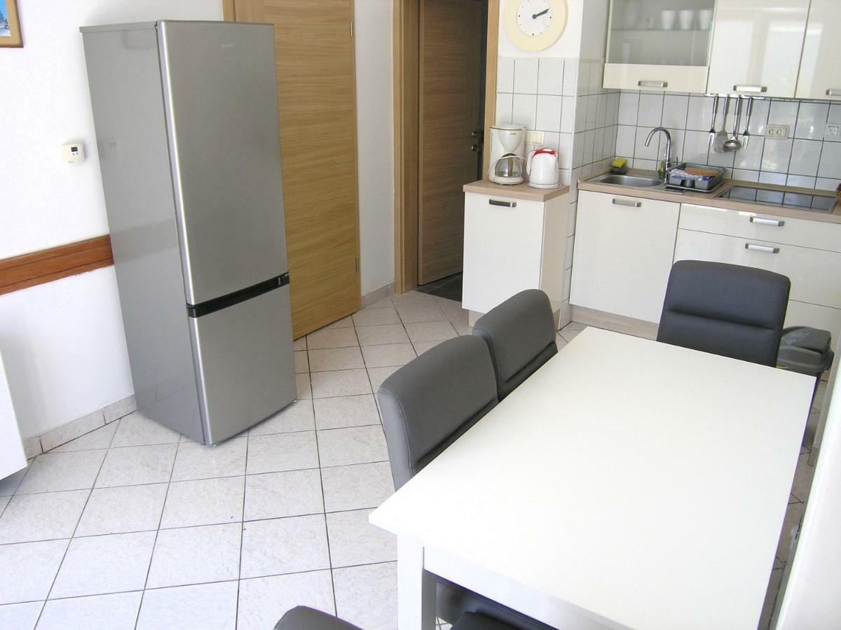 Apartments Sokolovic Đảo Krk Ngoại thất bức ảnh